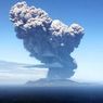 鹿児島・口永良部島で最大級「警報レベル５」の爆発的火山噴火 海岸まで火砕流！