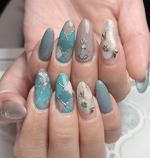 流行のネイル 夏のネイル はこれで決まり おにぎりまとめ