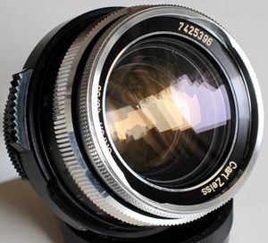 オールドレンズ入門 オールドじゃないオールドレンズを楽しもう 現代のmfレンズ コロcam Com