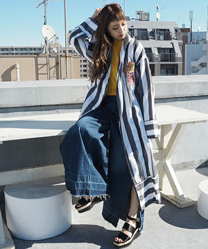 春アウターはコレ 冬から着れる 柄ガウン の最旬コーデ おにぎりまとめ