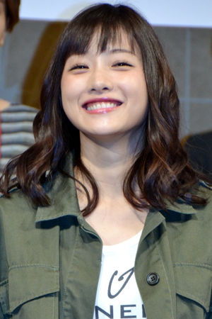 ディアシスターの髪型オーダー 石原さとみ風ミディアムパーマのコツ 巻き方動画 画像 おにぎりまとめ