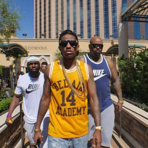 ファッション バスケ ユニフォームの着こなし コーデ おにぎりまとめ