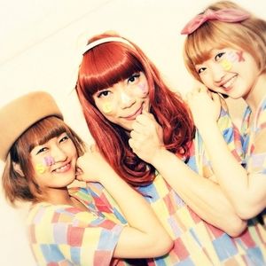 人気急上昇中 ひねくれ可愛い ガールズ バンド ぽわん おにぎりまとめ