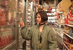 映画 レオン マチルダのファッションがかわいい マチルダ風ヘア コーデも おにぎりまとめ