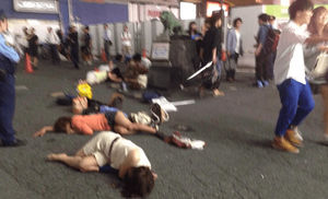新宿 歌舞伎町で女子大生10人以上が倒れていた 明治大学の淫乱サークルか おにぎりまとめ