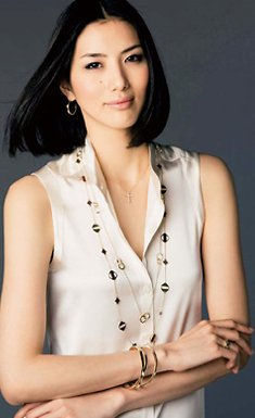 グラビア 小泉深雪 美人すぎる画像とプロフィール おにぎりまとめ