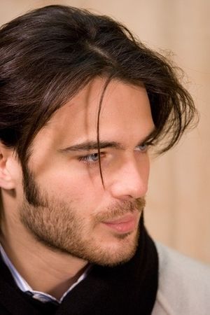 閲覧注意 今イタリアで最も優美な男 ジュリオ ベッルーティ画像集 黒髪 青い目で絶賛悩殺中 おにぎりまとめ