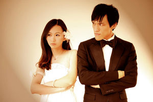 7. 彼らはどちらかの側を選ぶかもしれない